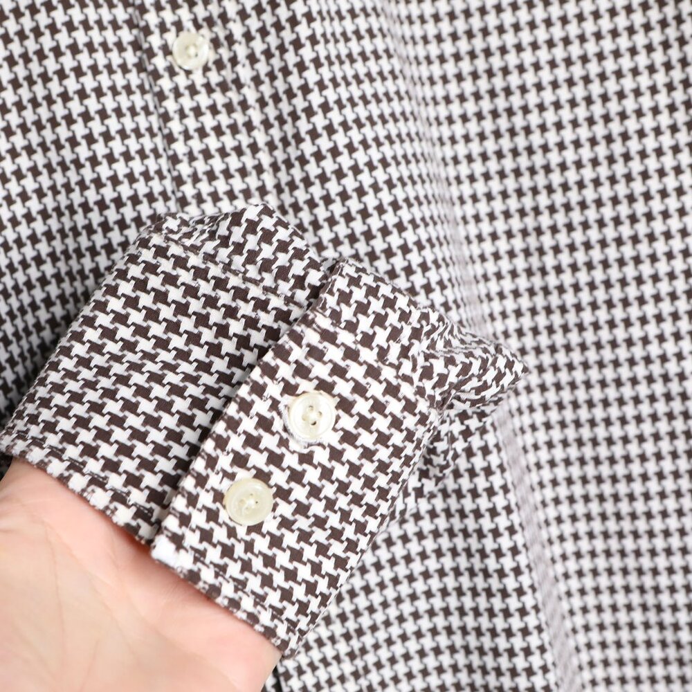 Vintage Michael Kors Men's Brown & White Houndstooth 100% Cotton Dress Shirt - Picture 7 of 7